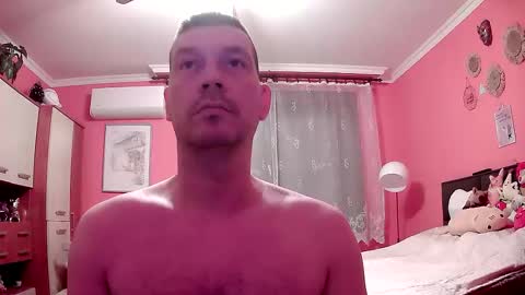 the_bee16 online show from June 1, 7:08 am