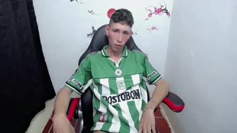 the_latin_boy02 online show from November 3, 1:35 pm