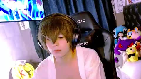 thebluesky_18 online show from June 5, 2:16 am