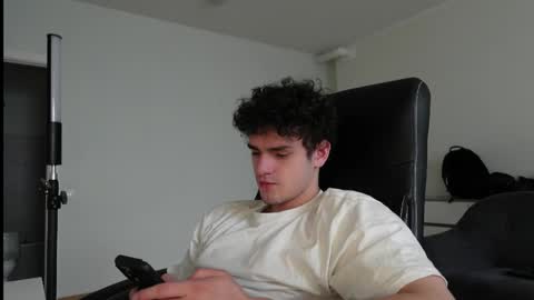 Thebrad H online show from March 15, 9:39 am