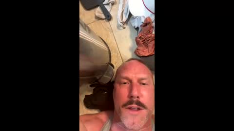 Snapshot of thedirtierthebetter8 chatting on October 16, 4:42 am thedirtierthebetter8 online show from October 16, 4:42 am