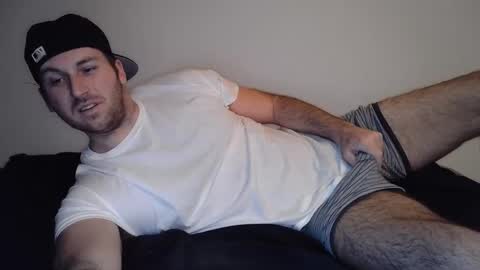 Snapshot of theetwohander chatting on March 11, 1:37 am Theetwohander online show from March 11, 1:37 am