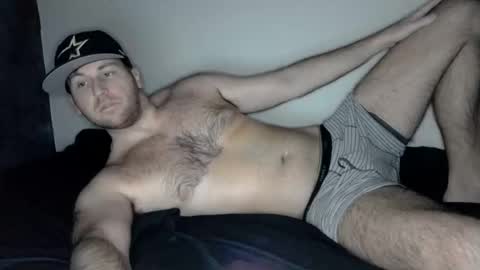 Snapshot of theetwohander chatting on December 18, 2:21 am Theetwohander online show from December 18, 2:21 am