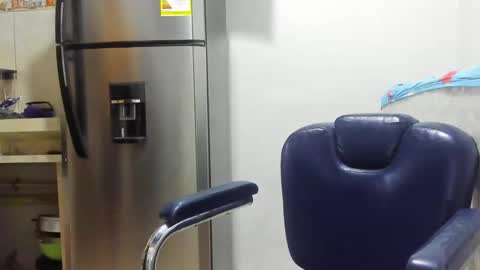 thehousedog online show from December 9, 9:11 pm