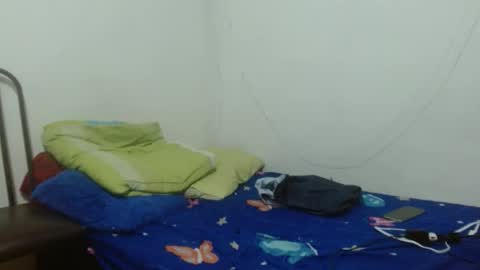 thehousedog online show from November 30, 9:17 pm