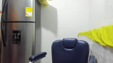 thehousedog online show from January 18, 12:15 pm