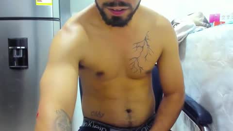 thehousedog online show from December 24, 2:43 am