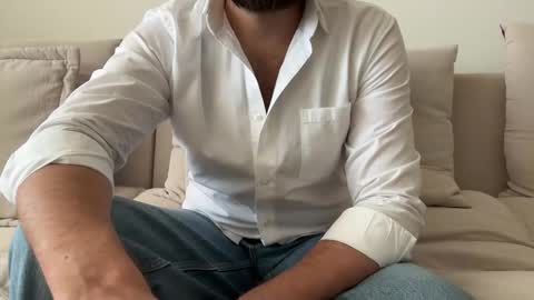 TheMonarchGoat online show from October 23, 9:35 am