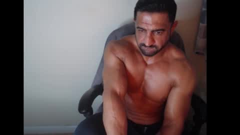 TheMuscleFactory online show from October 31, 10:24 pm