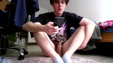 Theo online show from November 2, 8:51 am