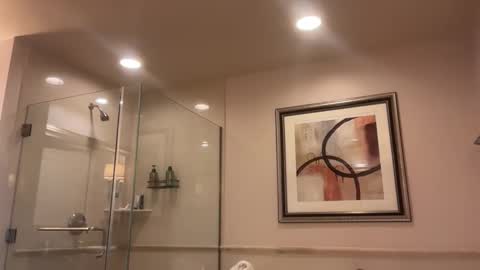 therealdylansdick online show from December 4, 11:45 pm