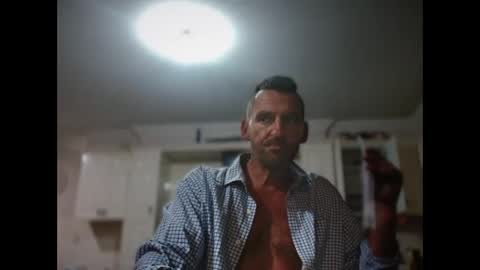 Snapshot of therealkurva4u chatting on February 11, 4:24 pm therealkurva4u online show from February 11, 4:24 pm