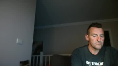 Snapshot of therealkurva4u chatting on December 24, 12:00 pm therealkurva4u online show from December 24, 12:00 pm