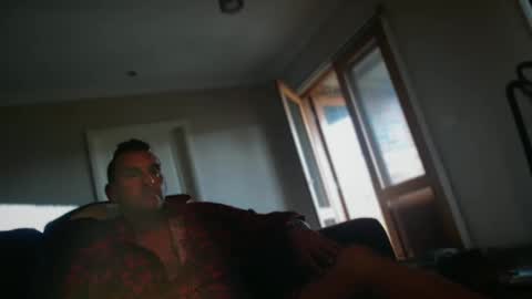 Snapshot of therealkurva4u chatting on December 25, 9:43 pm therealkurva4u online show from December 25, 9:43 pm