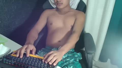 theresnomercy16 online show from January 15, 1:52 pm