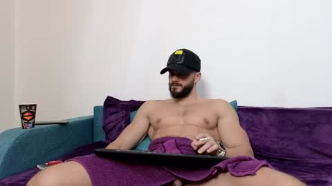 TheTopAlex online show from December 19, 4:13 am