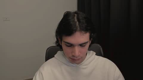 thiaan__ online show from February 4, 1:13 am