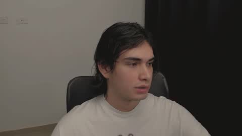thiaan__ online show from March 7, 1:31 am