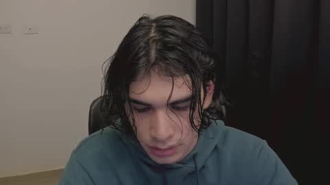 thiaan__ online show from March 1, 11:58 pm
