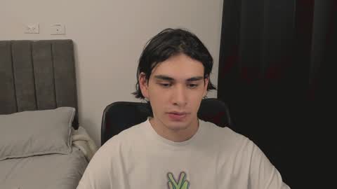 thiaan__ online show from December 11, 2:11 am