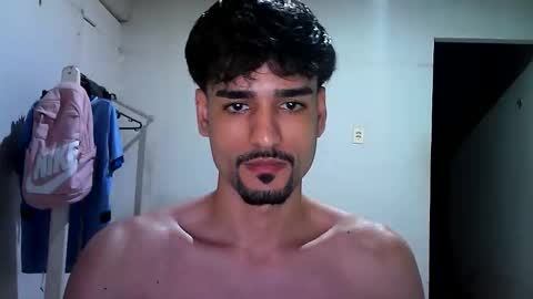 thiago22bk online show from May 15, 2:42 am