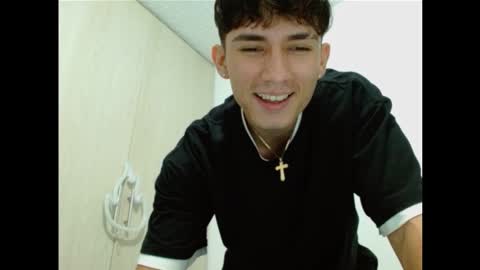 Snapshot of thiago_deseo69 chatting on September 22, 9:47 pm thiago_deseo69 online show from September 22, 9:47 pm