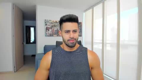 Snapshot of thiago_driussi chatting on February 23, 1:49 pm thiago_driussi online show from February 23, 1:49 pm