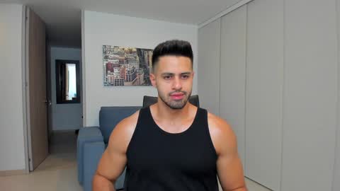 Snapshot of thiago_driussi chatting on February 8, 2:04 am thiago_driussi online show from February 8, 2:04 am