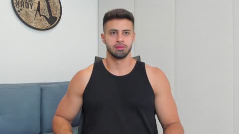 Snapshot of thiago_driussi chatting on January 7, 11:24 pm thiago_driussi online show from January 7, 11:24 pm