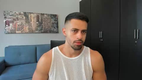Snapshot of thiago_driussi chatting on October 12, 2:22 pm thiago_driussi online show from October 12, 2:22 pm