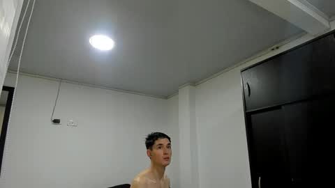 Snapshot of thiagowells_ chatting on February 2, 7:25 pm Thiago Wells online show from February 2, 7:25 pm