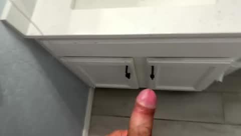 thickdixk068 online show from October 24, 3:30 am