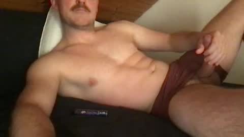 thierrinho8148 online show from March 11, 5:42 pm