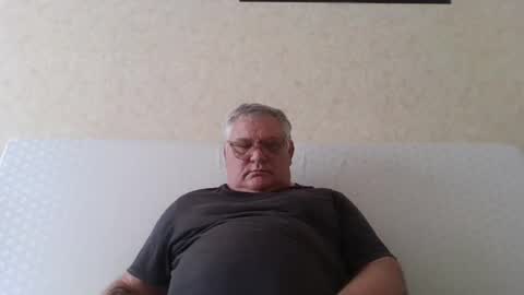 Thierrysymp online show from August 3, 4:46 pm