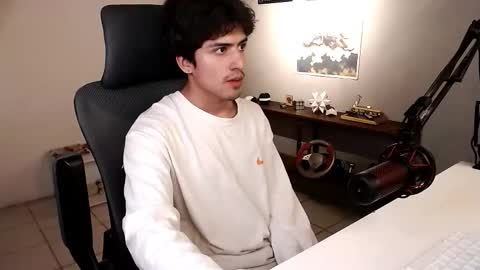 thieves_us online show from February 27, 10:42 pm