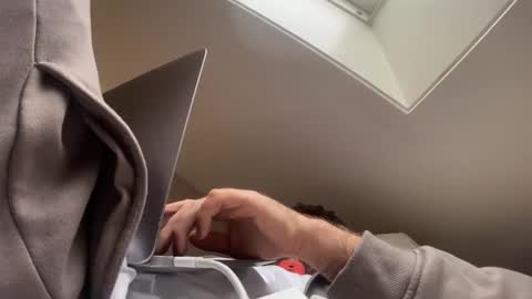 Thinking About This New Girl online show from March 6, 2:29 pm