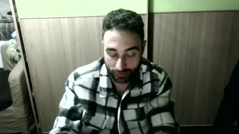 Snapshot of tho147mas chatting on January 17, 8:15 pm Thomas online show from January 17, 8:15 pm