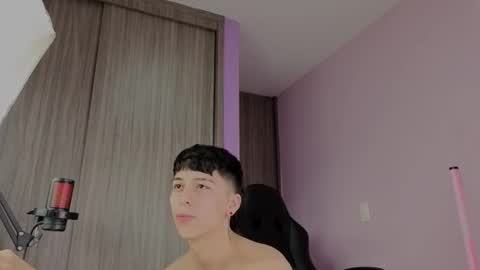 thomas  brandd1 online show from October 21, 8:55 pm