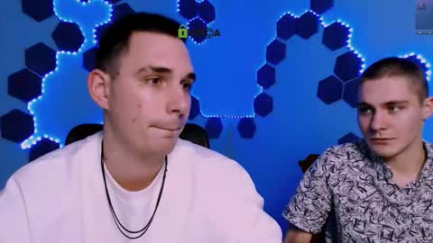 Thomas online show from December 1, 3:15 pm