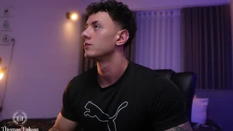 Thomas Falcon online show from December 14, 4:45 am