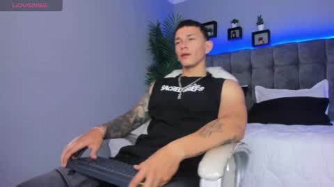 Thomas online show from April 4, 2:25 pm