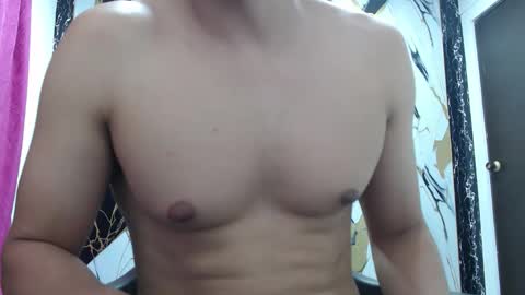 Thomas online show from April 13, 8:42 pm