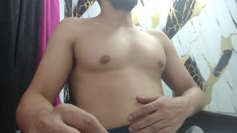 Thomas online show from February 4, 8:37 pm