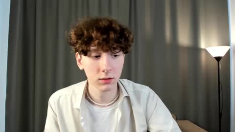 Thomas online show from March 12, 2:09 am