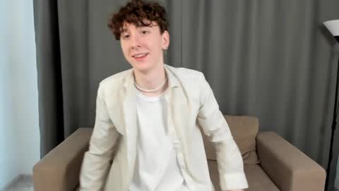 Thomas online show from February 27, 2:19 am