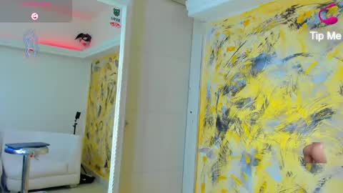 Thomas and Faon  online show from June 11, 7:17 am