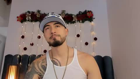 sweetfit boy online show from January 10, 5:39 pm