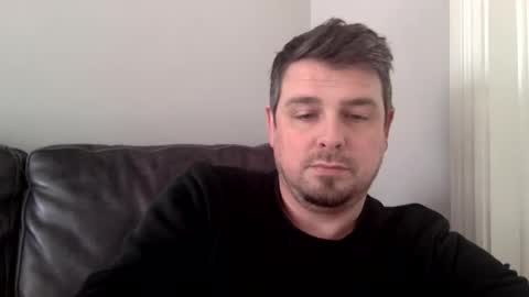 Snapshot of thomisfra chatting on February 24, 12:48 pm thomisfra online show from February 24, 12:48 pm