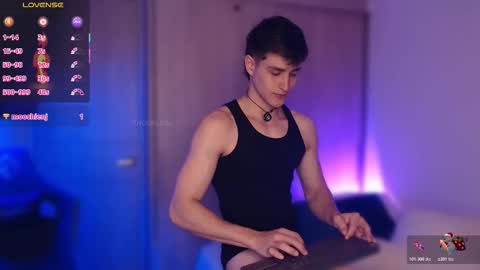 Thom Klein online show from November 25, 9:11 am