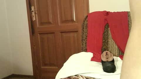 Thongsandstocking online show from November 5, 11:40 pm